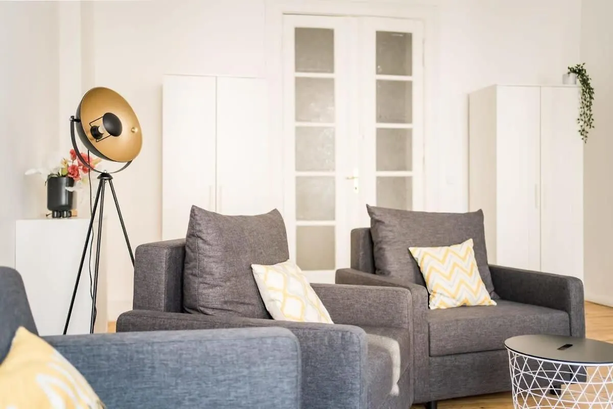 Apartment At Rosenthaler Platz Berlin Germany