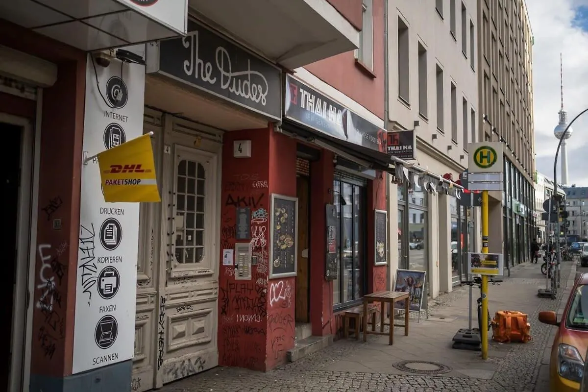 ברלין Apartment At Rosenthaler Platz 0*,